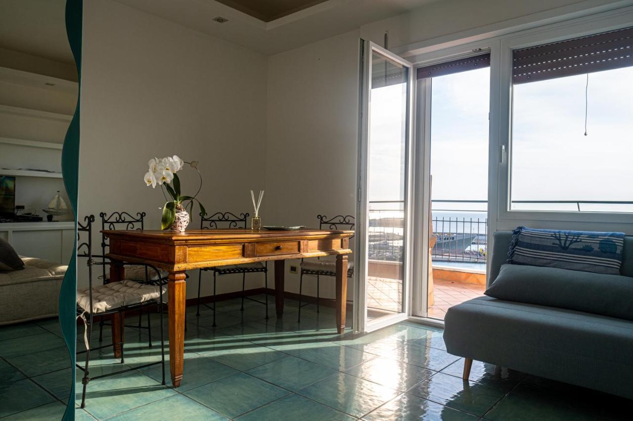 Mare Fuori Apartment Civitavecchia Exterior photo